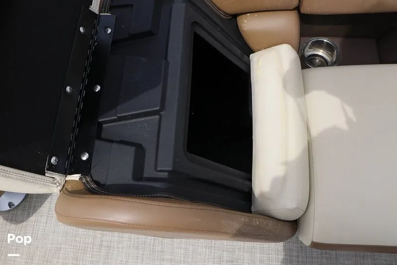 Slide: The Image of Lowe SS 230WT 2024 - 16325152