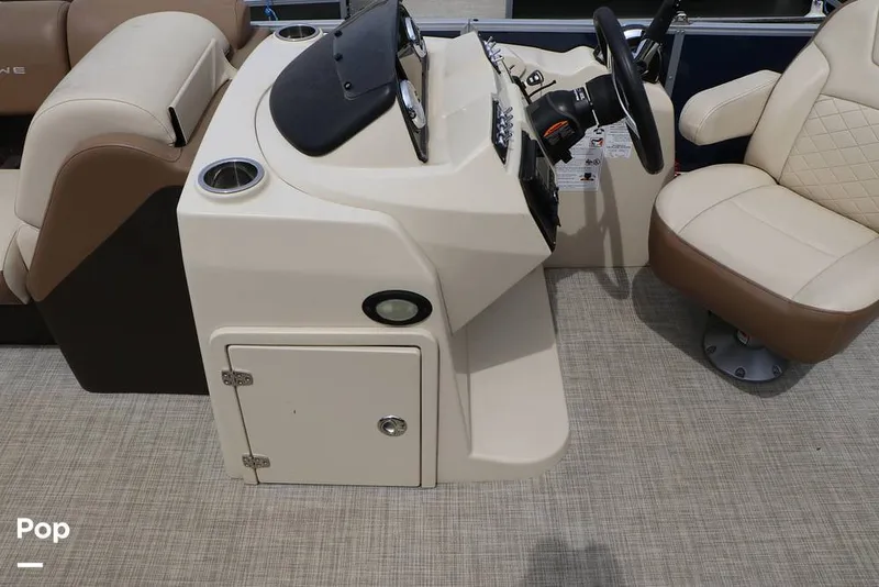 Slide: The Image of Lowe SS 230WT 2024 - 16325158