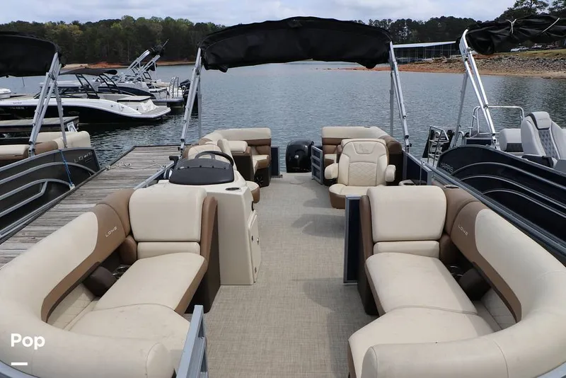 Slide: The Image of Lowe SS 230WT 2024 - 16325126