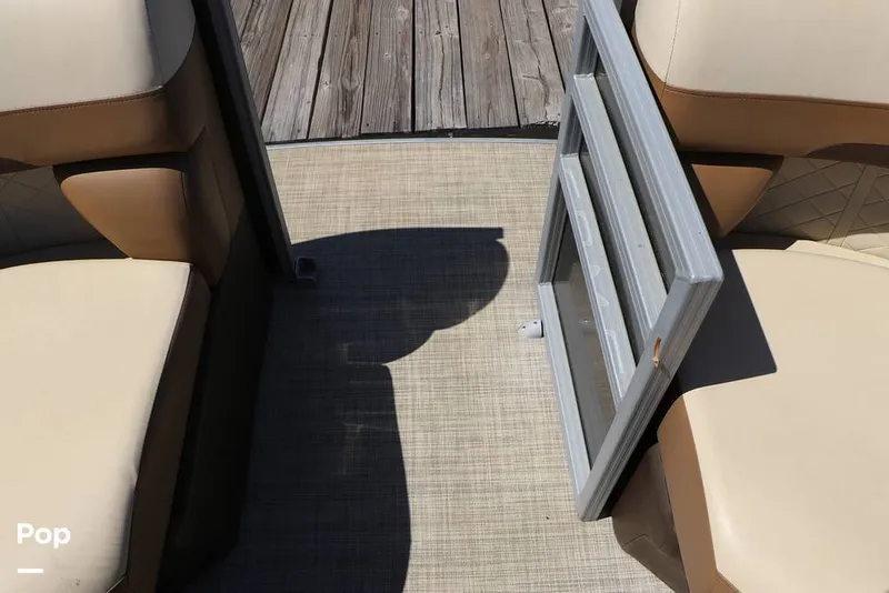 Slide: The Image of Lowe SS230WT-TLX 2024 - 16333101