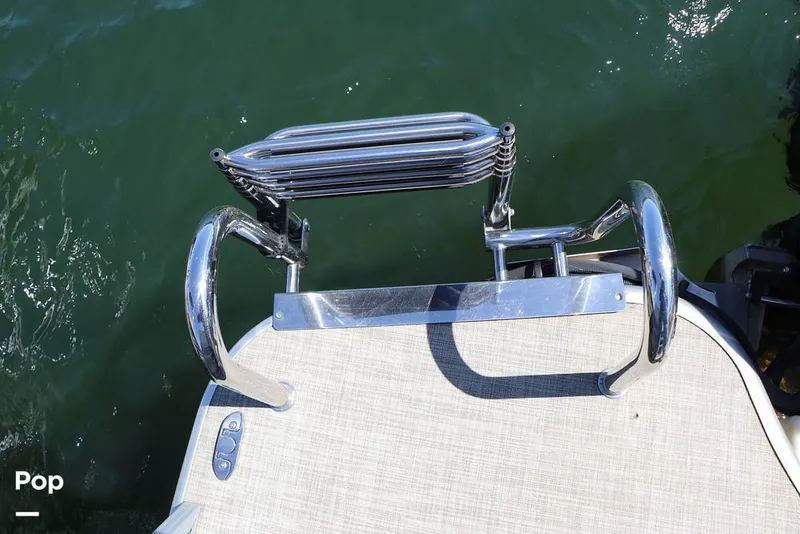 Slide: The Image of Lowe SS230WT-TLX 2024 - 16333104