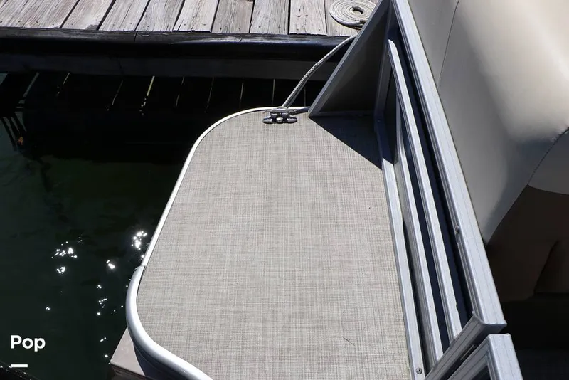 Slide: The Image of Lowe SS230WT-TLX 2024 - 16333109