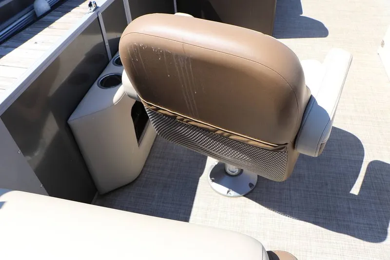 Slide: The Image of Lowe SS230WT-TLX 2024 - 16333115