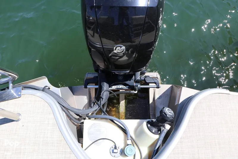 Slide: The Image of Lowe SS230WT-TLX 2024 - 16333070