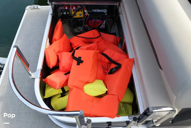 Slide: The Image of Princecraft Vectra 23 2023 - 16261039