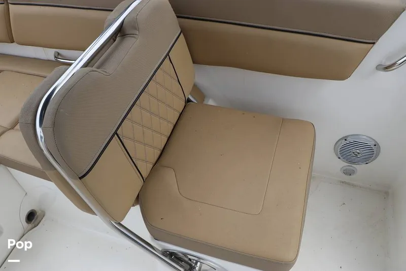 Slide: The Image of Bayliner DX2200 2023 - 16324892