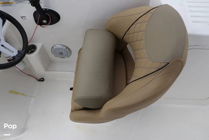 Slide: The Image of Bayliner DX2200 2023 - 16324878