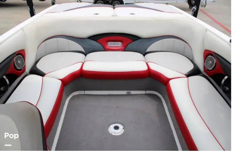 Slide: The Image of Malibu Wakesetter 23 LSV 2011 - 16158727