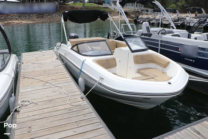 Slide: The Image of Bayliner VR6 OB 2024 - 16324819