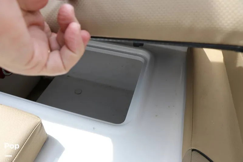 Slide: The Image of Bayliner VR6 OB 2024 - 16324856