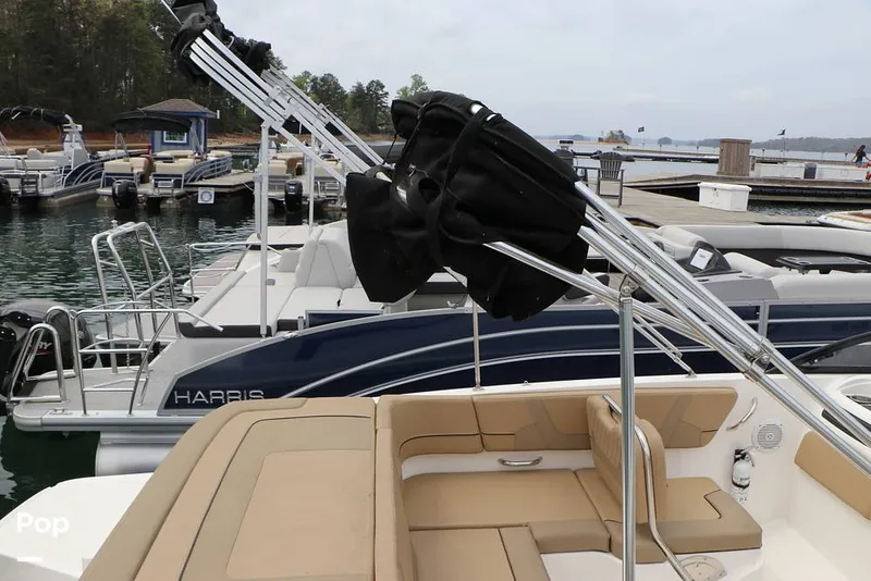 Slide: The Image of Bayliner VR6 OB 2024 - 16324868