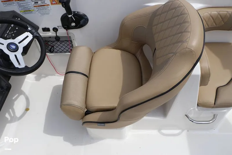 Slide: The Image of Bayliner VR6 OB 2024 - 16324826