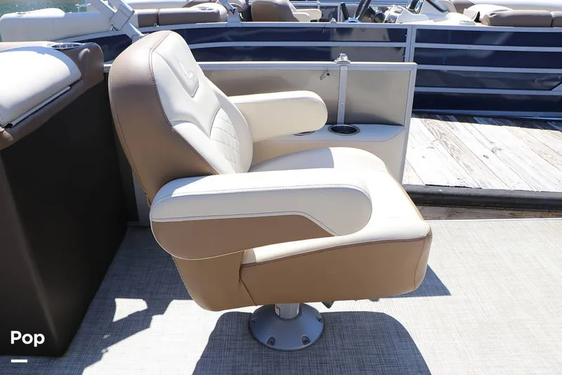 Slide: The Image of Lowe SS 230W 2024 - 16337957