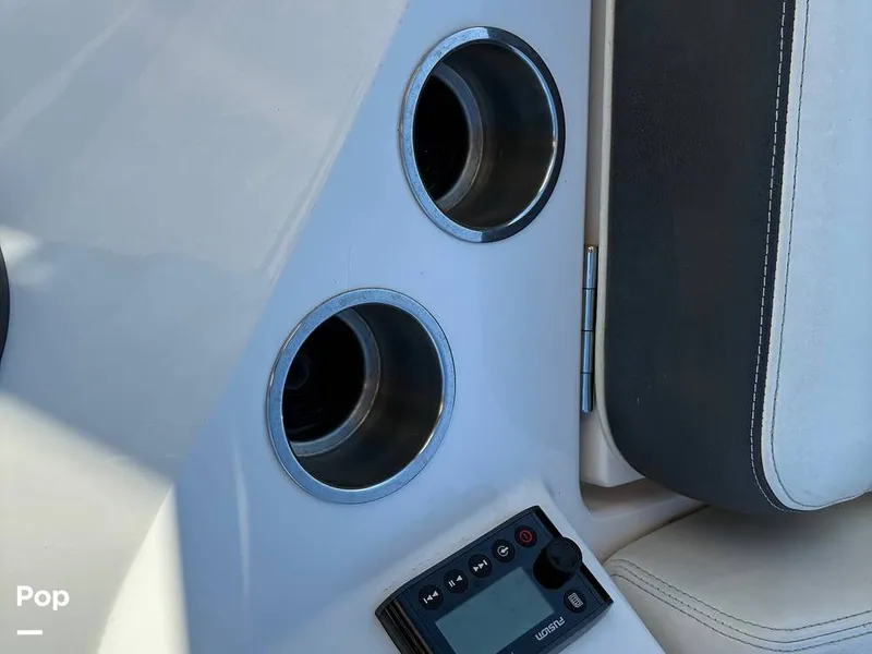 Slide: The Image of Regal 2800 2019 - 16175730