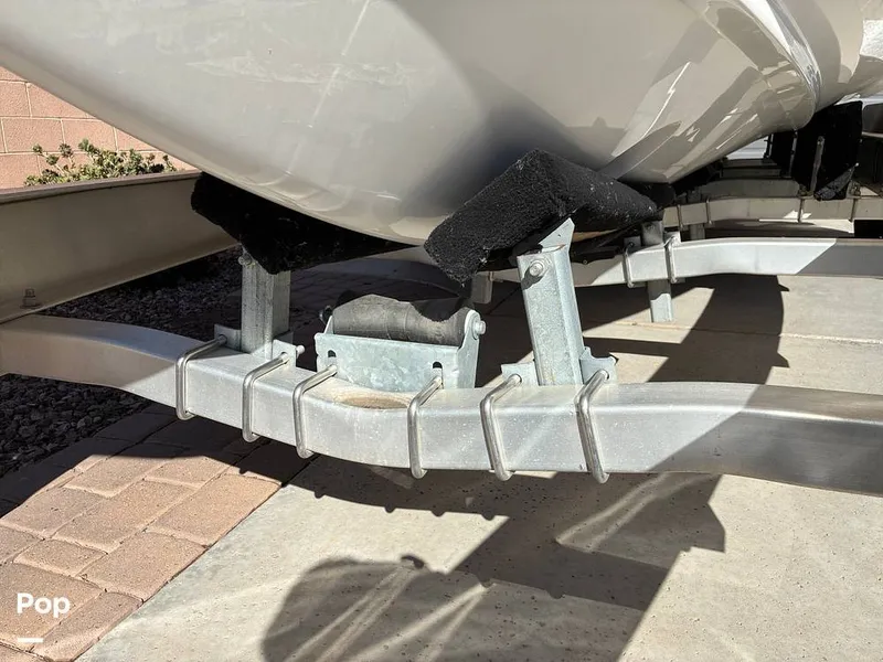 Slide: The Image of Regal 2800 2019 - 16175770