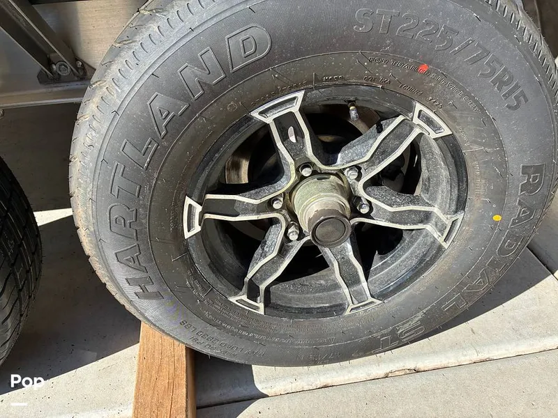 Slide: The Image of Regal 2800 2019 - 16175775