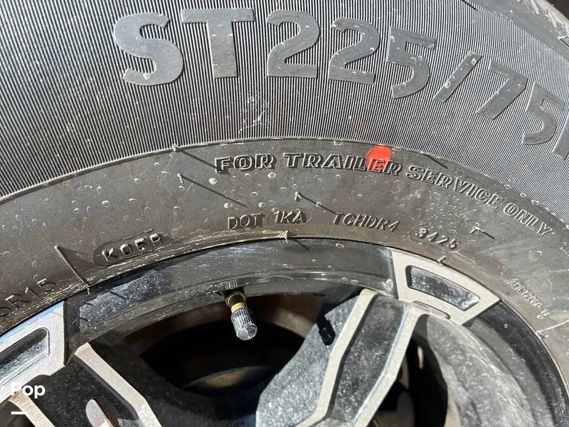 Slide: The Image of Regal 2800 2019 - 16175776