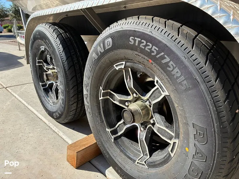 Slide: The Image of Regal 2800 2019 - 16175777