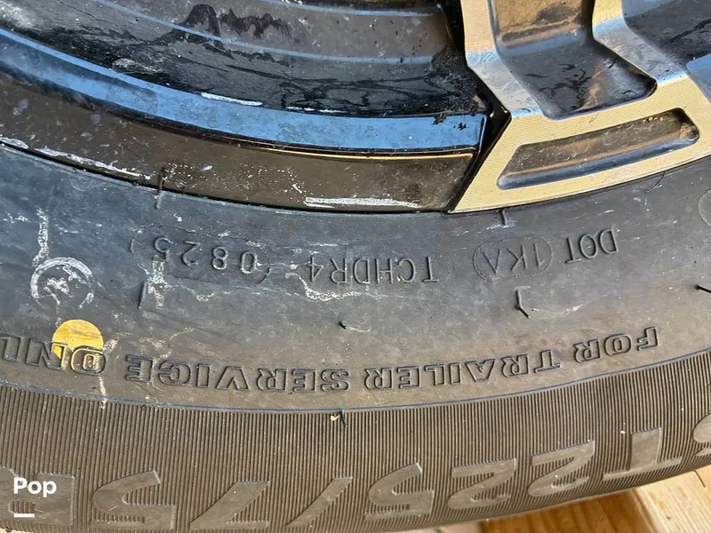 Slide: The Image of Regal 2800 2019 - 16175785