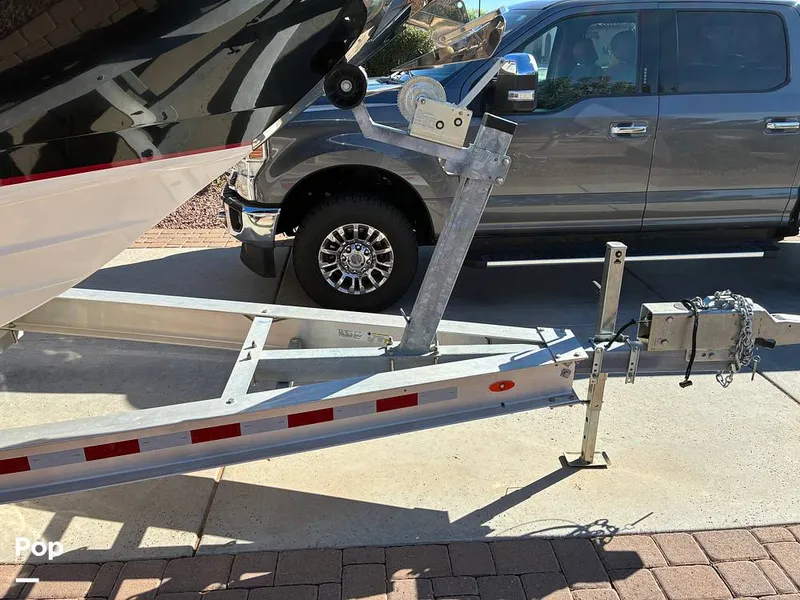 Slide: The Image of Regal 2800 2019 - 16175789