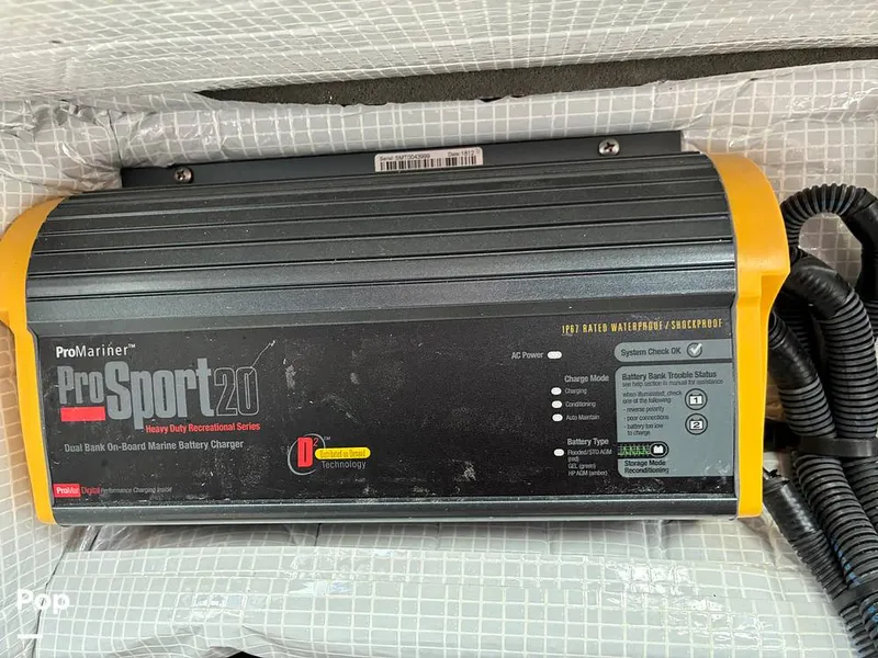 Slide: The Image of Regal 2800 2019 - 16175533