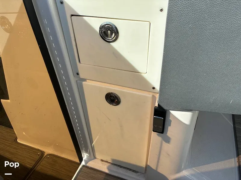 Slide: The Image of Regal 2800 2019 - 16175592