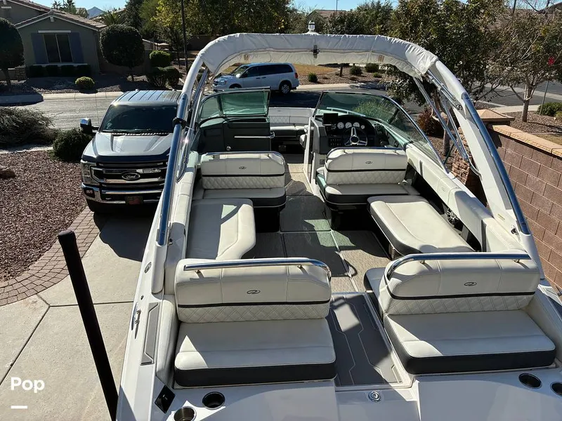 Slide: The Image of Regal 2800 2019 - 16175791