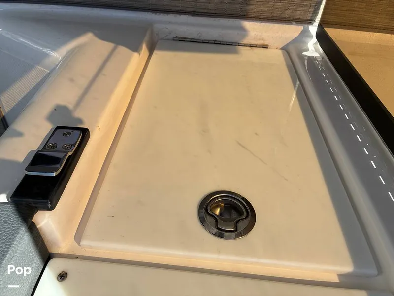 Slide: The Image of Regal 2800 2019 - 16175594