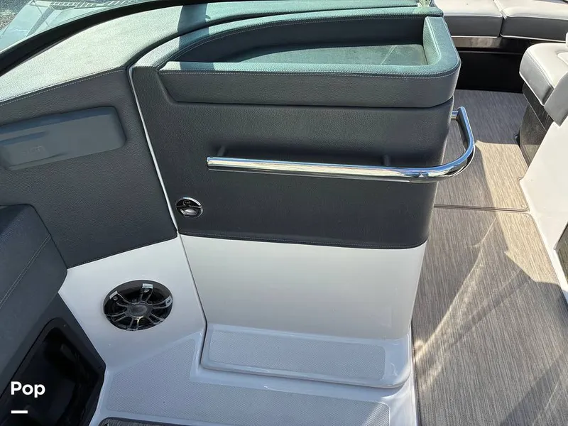 Slide: The Image of Regal 2800 2019 - 16175694