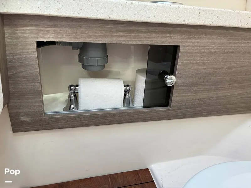 Slide: The Image of Regal 2800 2019 - 16175698