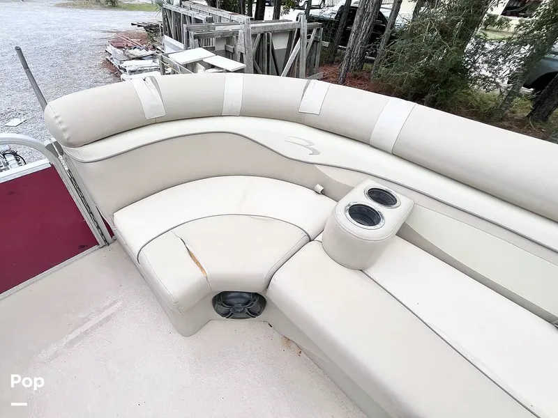 Slide: The Image of Beverage Holders - 16179200