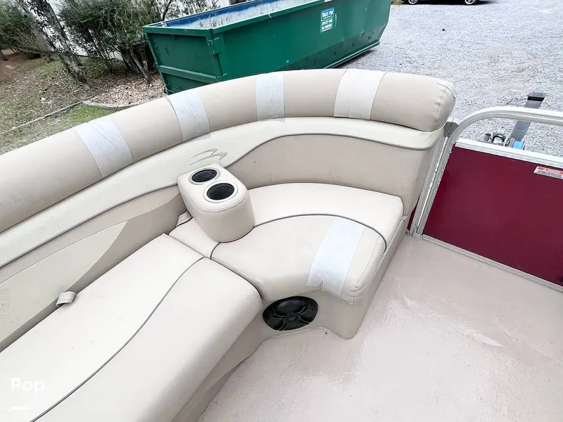 Slide: The Image of Beverage Holders - 16179202