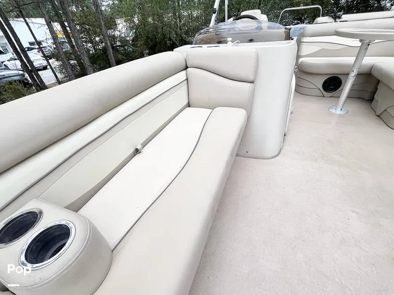 Slide: The Image of Deck Seating - 16179203