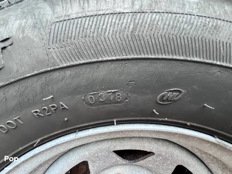 Slide: The Image of Tire Date Code - 16179180