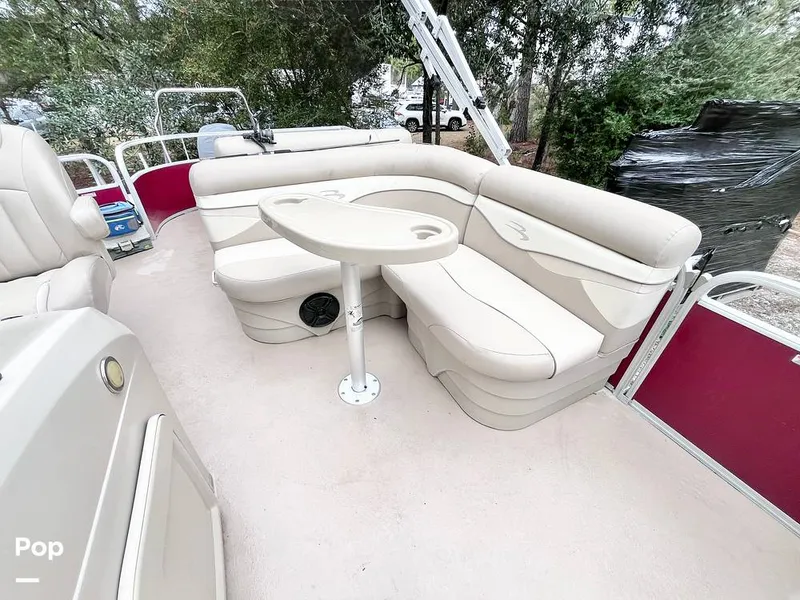 Slide: The Image of Deck Table - 16179190