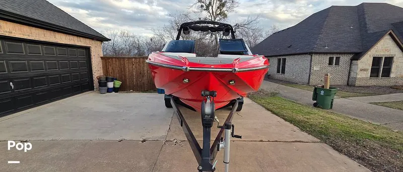 Slide: The Image of Centurion Vi 22 2021 - 16168956