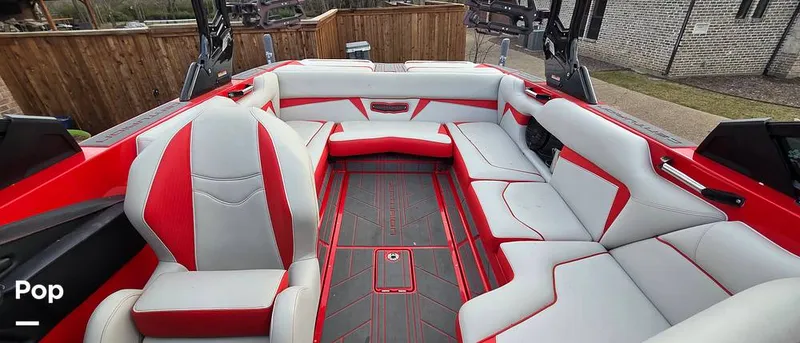 Slide: The Image of Centurion Vi 22 2021 - 16168918