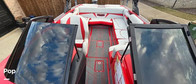 Slide: The Image of Centurion Vi 22 2021 - 16168917