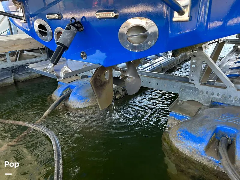 Slide: The Image of Centurion Enzo SV233 2012 - 16250296