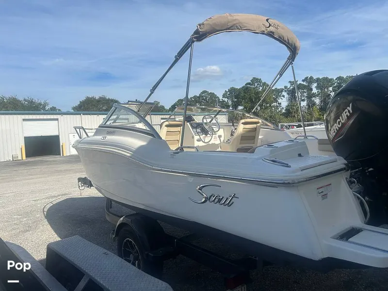 Slide: The Image of Scout 210 Dorado 2022 - 16152752