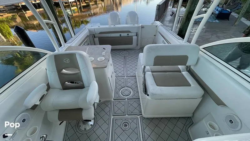 Slide: The Image of Aft From Windscreen - 16168379