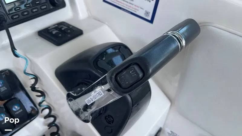 Slide: The Image of Throttle/shift: Elec - 16168364