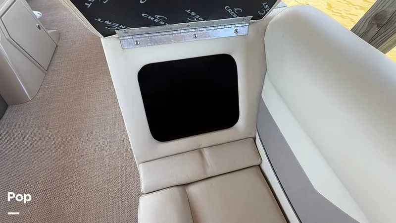 Slide: The Image of Crest 220 Classic 2022 - 16281139