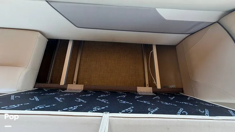 Slide: The Image of Crest 220 Classic 2022 - 16281143