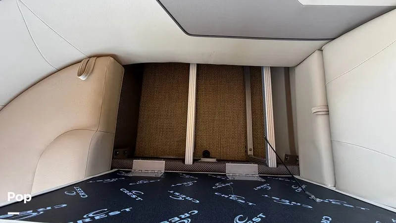 Slide: The Image of Crest 220 Classic 2022 - 16281151