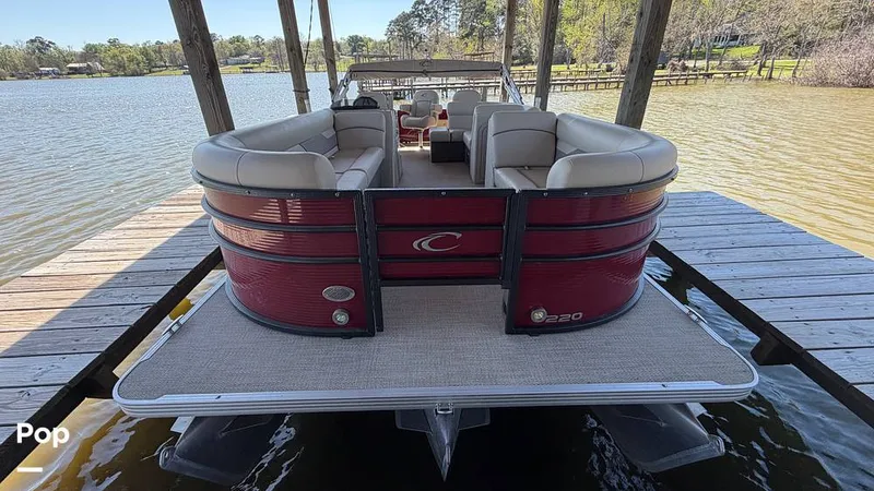 Slide: The Image of Crest 220 Classic 2022 - 16281174