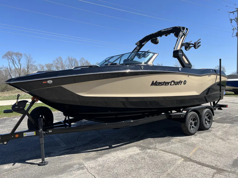 Slide: The Image of Mastercraft X24 2024 - 2