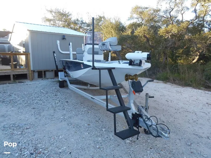 Slide: The Image of Xpress H20B 2023 - 16182633