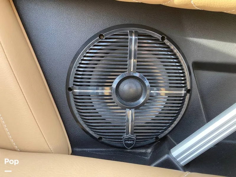 Slide: The Image of Cockpit Speaket - 16169629