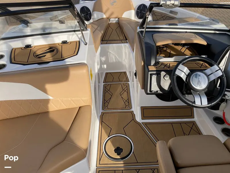 Slide: The Image of Tige Z1/SK 2022 - 16169721